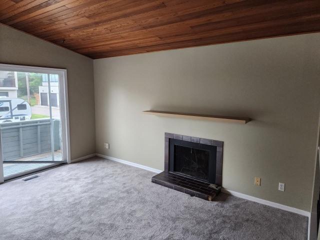 Condo for rent in Northwest, Alberta