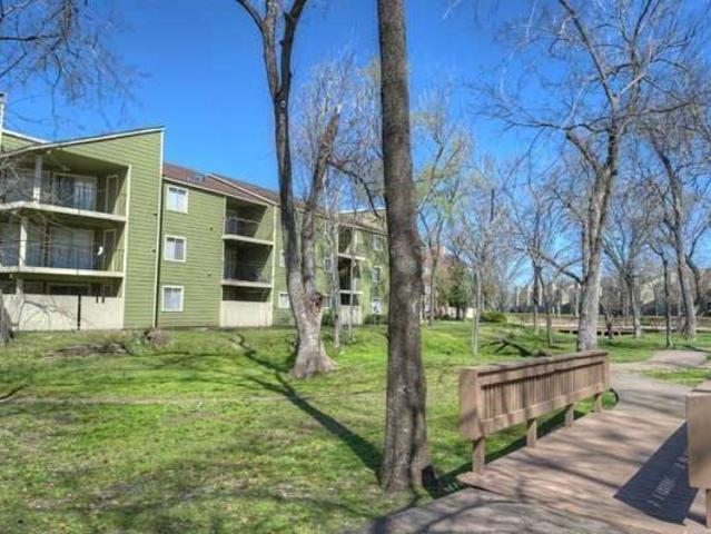 Condo for rent in Houston
