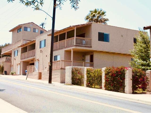 Condo for rent in Redondo Beach, California