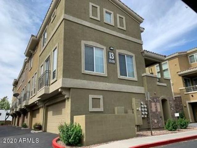 Condo for rent in Phoenix