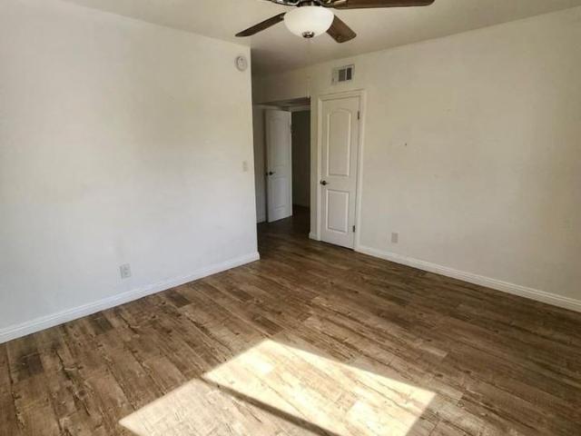 Condo for rent in Van Nuys Neighborhood Council District, Canoga Park