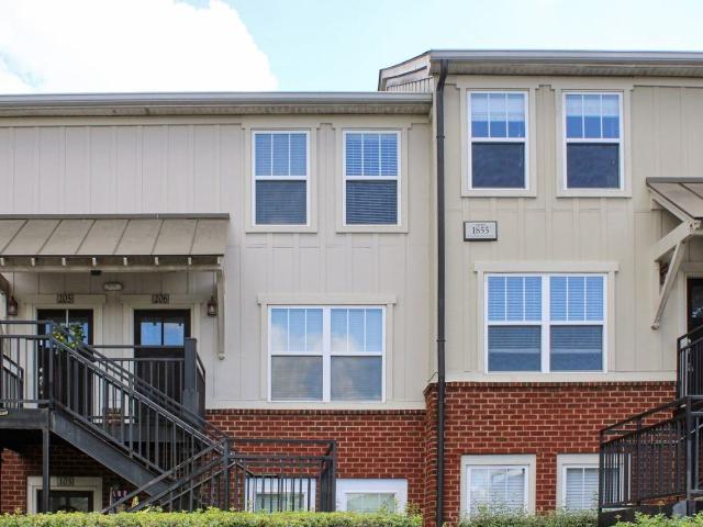 Condo for rent in Virginia