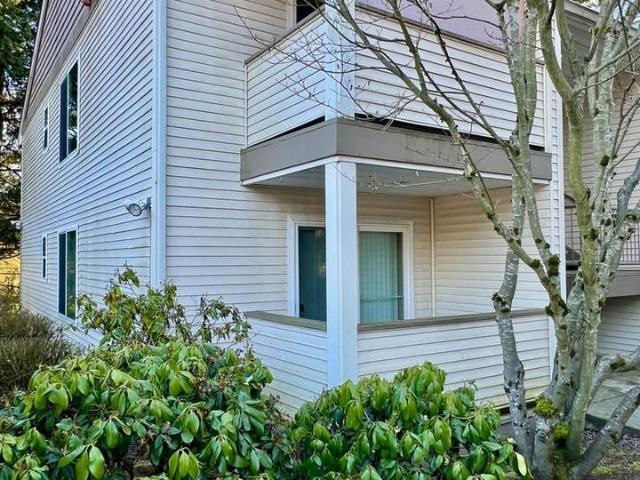 Condo for rent in Lynnwood