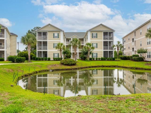 Condo for rent in Surfside