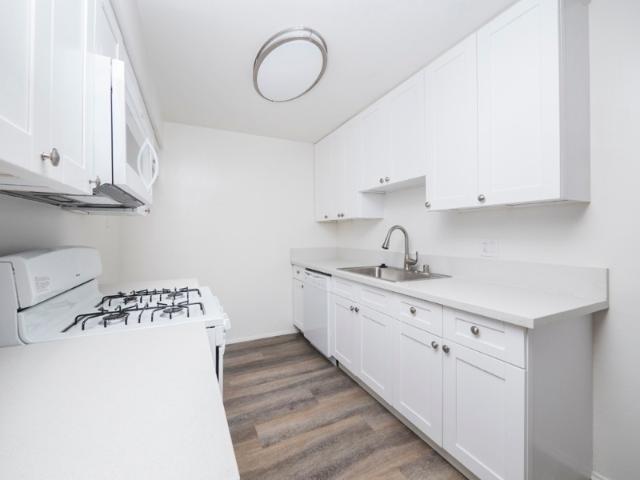 Condo for rent in Canoga Park, California