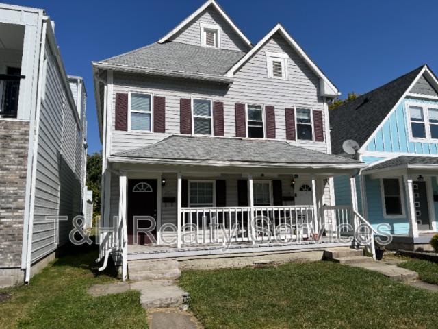 Condo for rent in Camby, Indiana