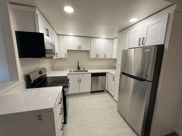 Condo for rent in California