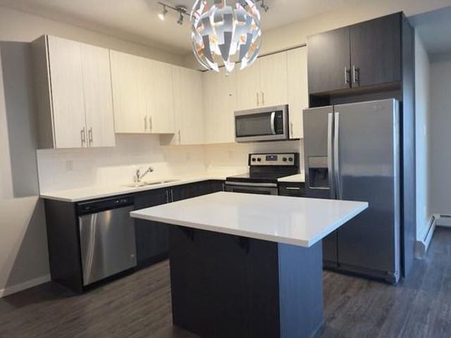 Condo for rent in Calgary, Northwest
