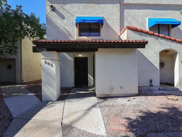 Condo for rent in Phoenix