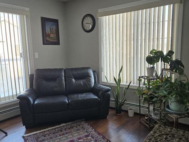 Condo for rent in Wedgewood, Alberta