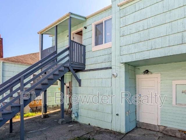 Condo for rent in Everett Condo for rent in Everett