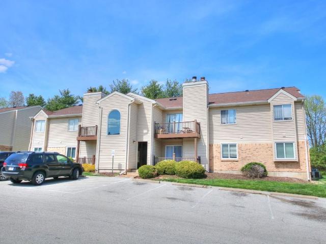 Condo for rent in Glencoe, Missouri