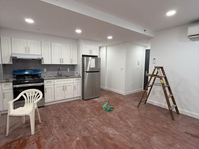Condo for rent in Arverne, New York