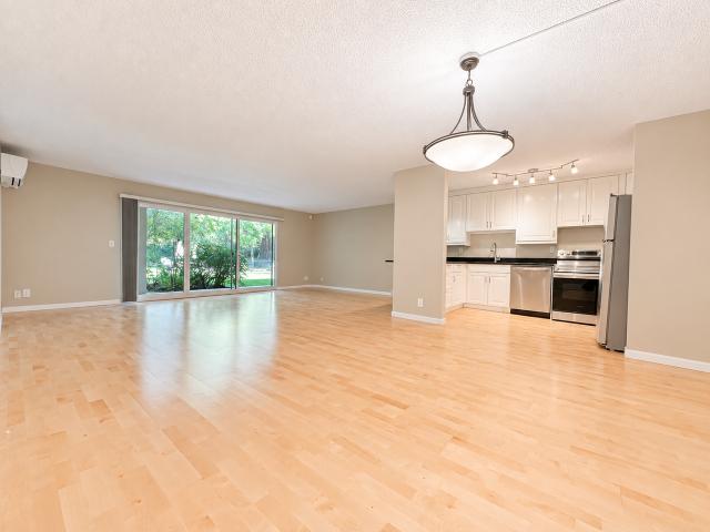 Condo for rent in Oregonia