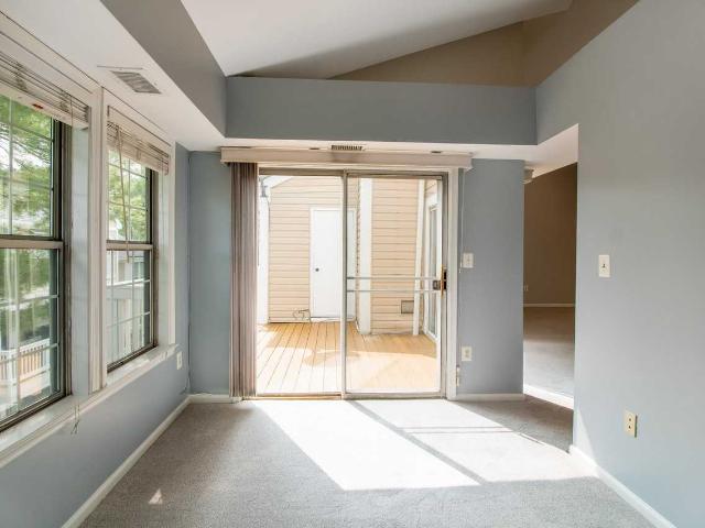 Condo for rent in Virginia