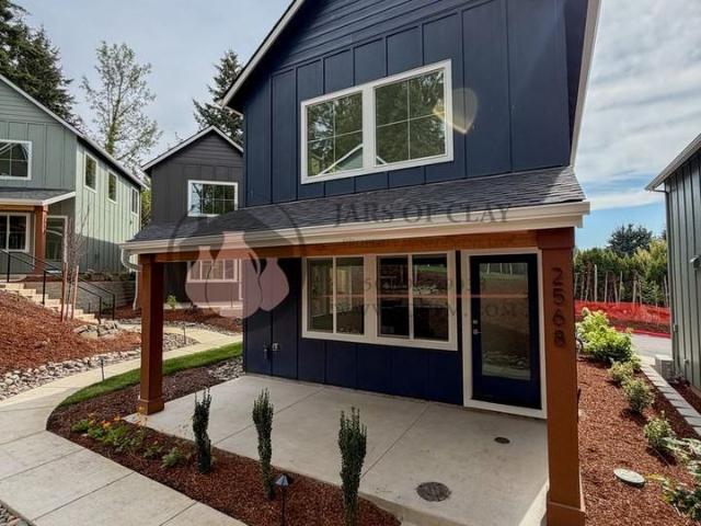 Condo for rent in Oregonia