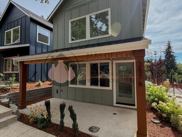 Condo for rent in Oregonia