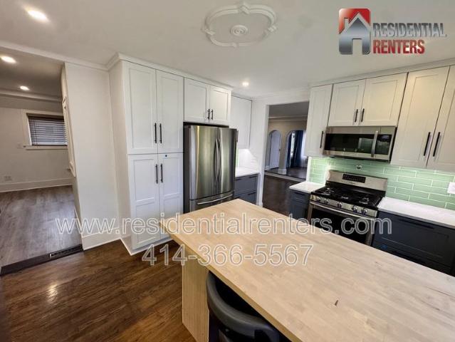 Condo for rent in Wauwatosa, Wisconsin