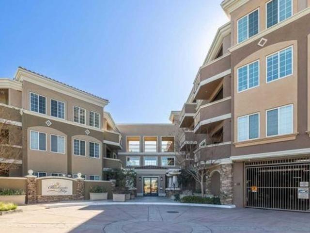 Condo for rent in Redondo Beach, Los Angeles County