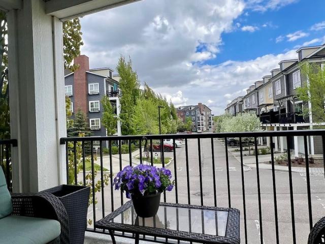 Condo for rent in Calgary, Northwest