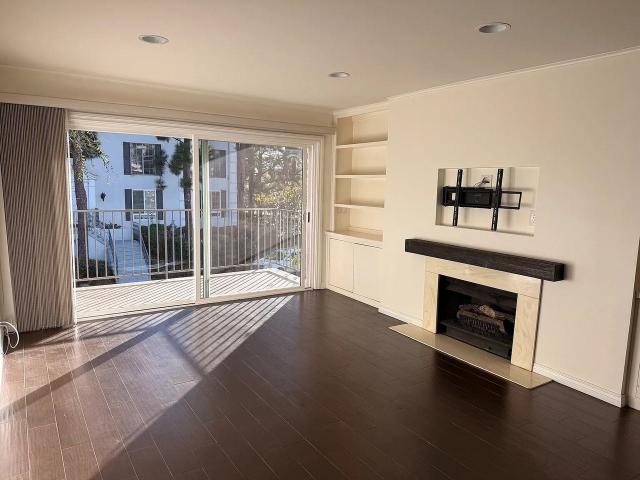 Condo for rent in Corona Del Mar, California