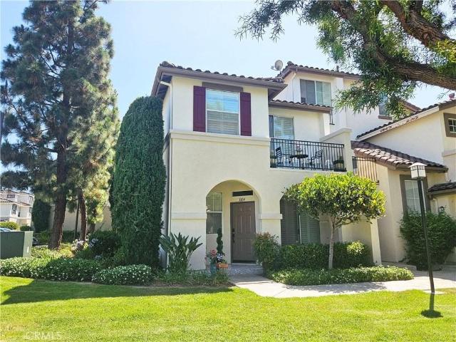 Condo for rent in Oak Creek, Irvine