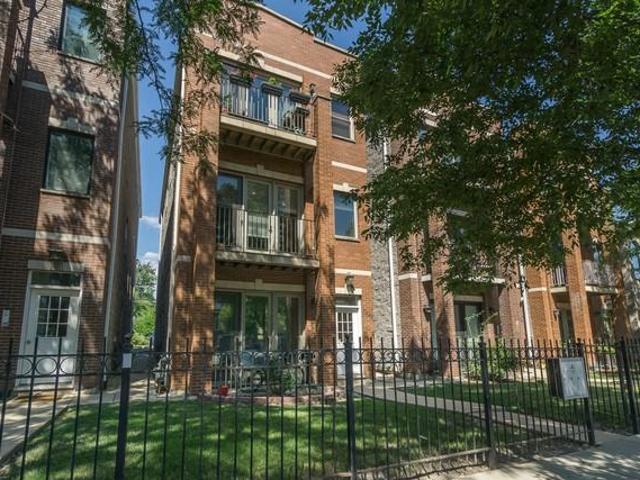 Condo for rent in Chicago Park, Illinois
