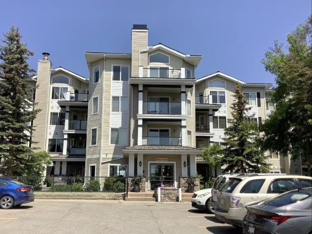Condo for rent in Northwest, Alberta