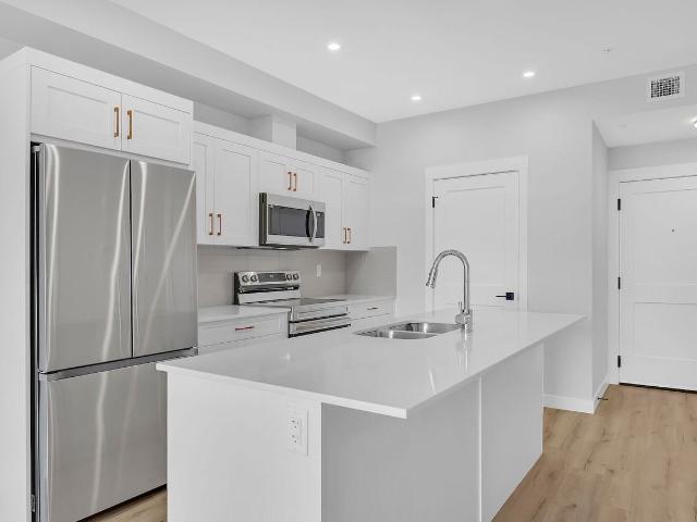 Condo for rent in Calgary, Northwest