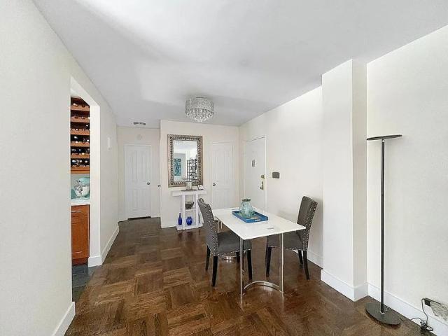 Condo for rent in New York, Arverne