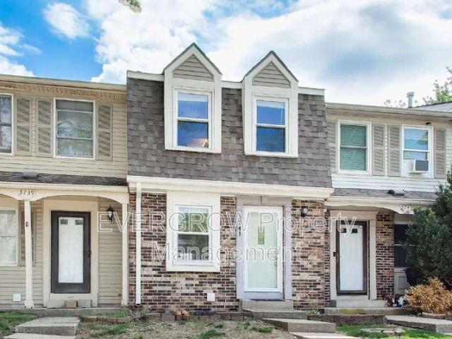 Condo for rent in Camby, Indiana