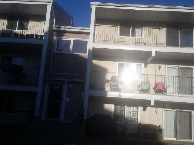 Condo for rent in Edmonton, Wedgewood