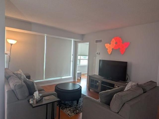 Condo for rent in Scarborough Southwest, Toronto