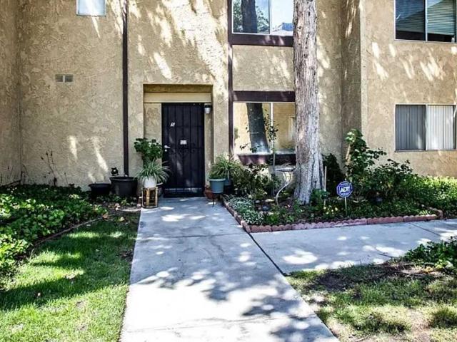 Condo for rent in Lancaster, California