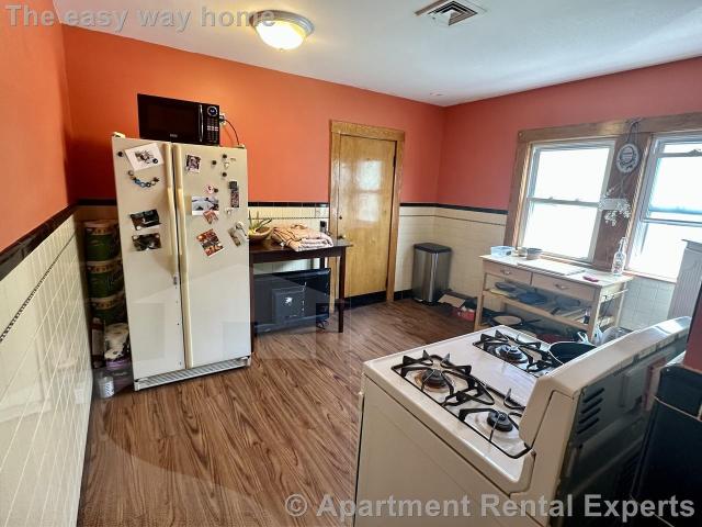 Condo for rent in Somerville, Massachusetts