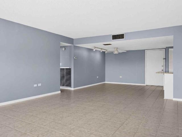 Condo for rent in Treasure Island, Pinellas County