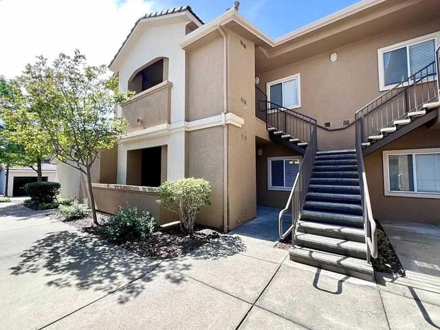 Condo for rent in Roseville, California