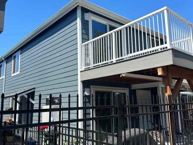 Condo for rent in Renton