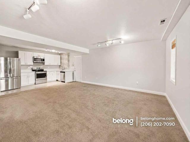 Condo for rent in Washington