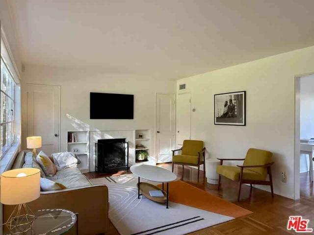 Condo for rent in Canoga Park, California