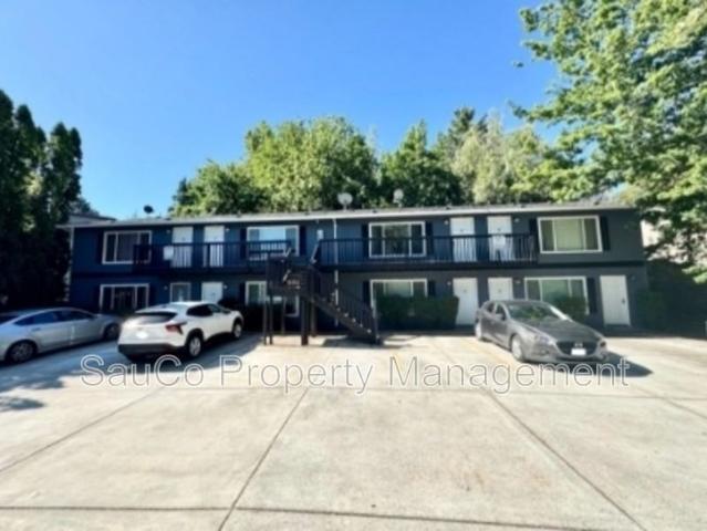Condo for rent in Oregonia