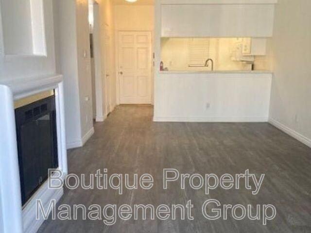 Condo for rent in Long Beach