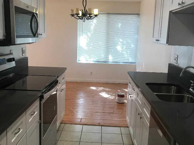 Condo for rent in Culver City, California
