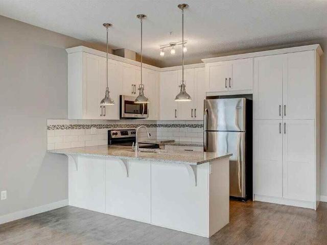 Condo for rent in Calgary, Northwest