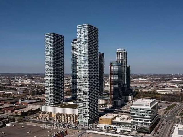 Condo for rent in Vaughan, Ontario
