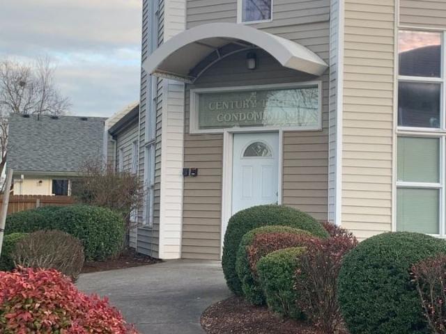 Condo for rent in Oregonia