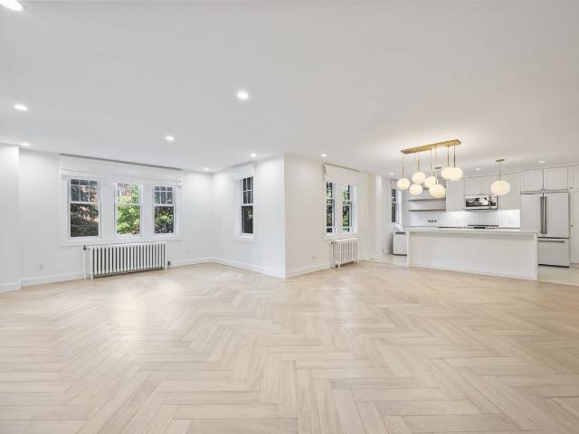 Condo for rent in Kingston