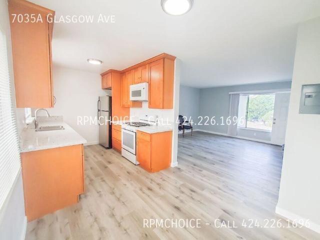 Condo for rent in Canoga Park, California