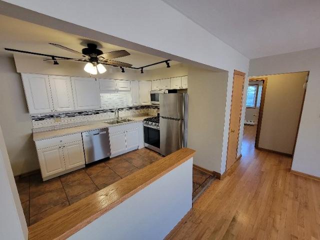 Condo for rent in Antioch, Illinois