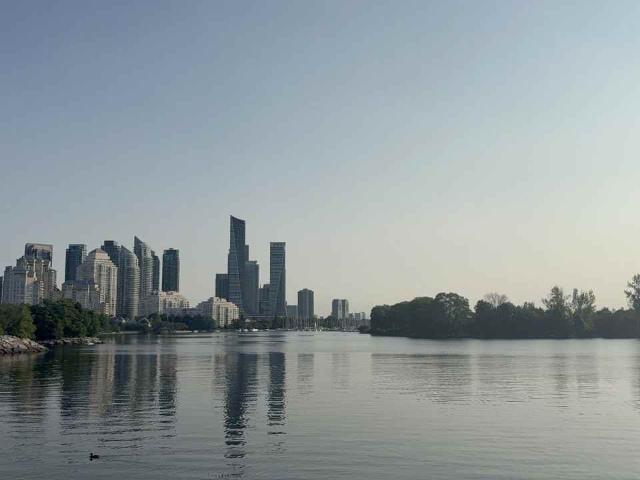 Condo for rent in Etobicoke—Lakeshore, Toronto